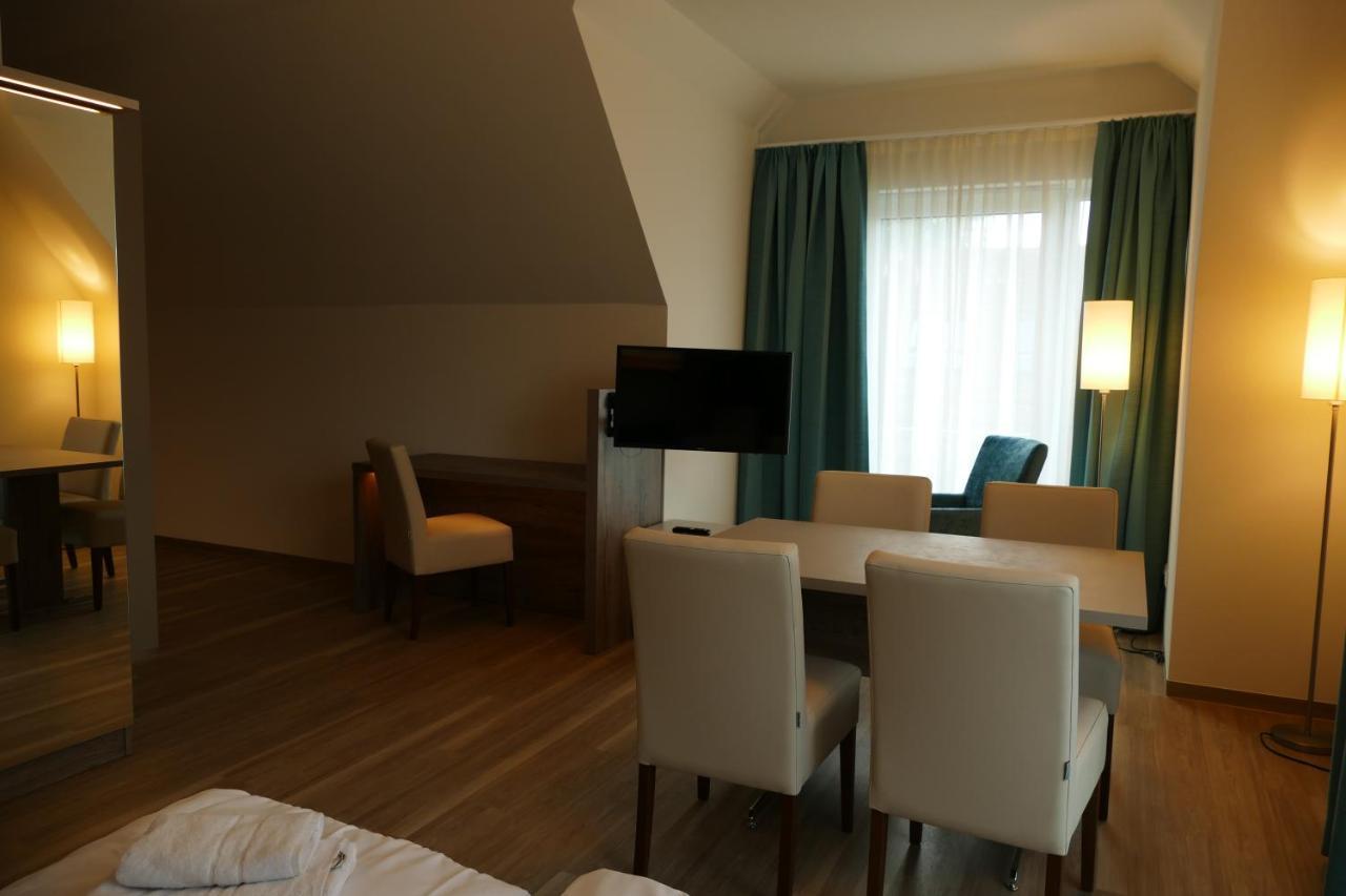 Meyn'S Apartments & Hotel Золтау Екстериор снимка